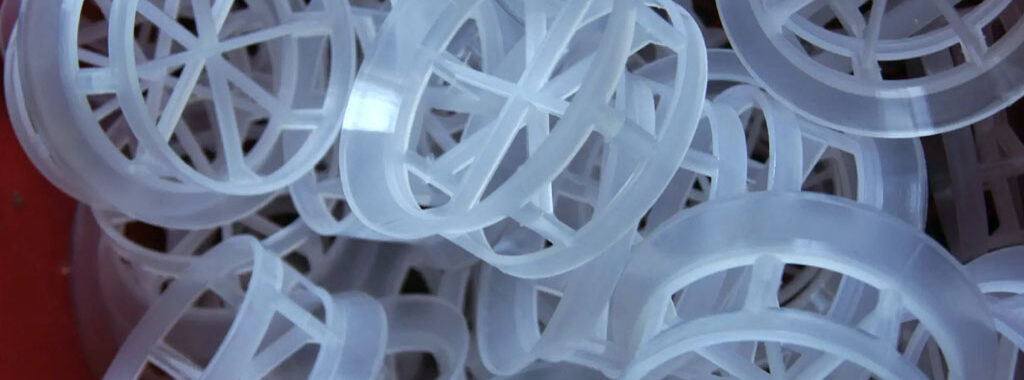 Anti-static treatment of plastic products